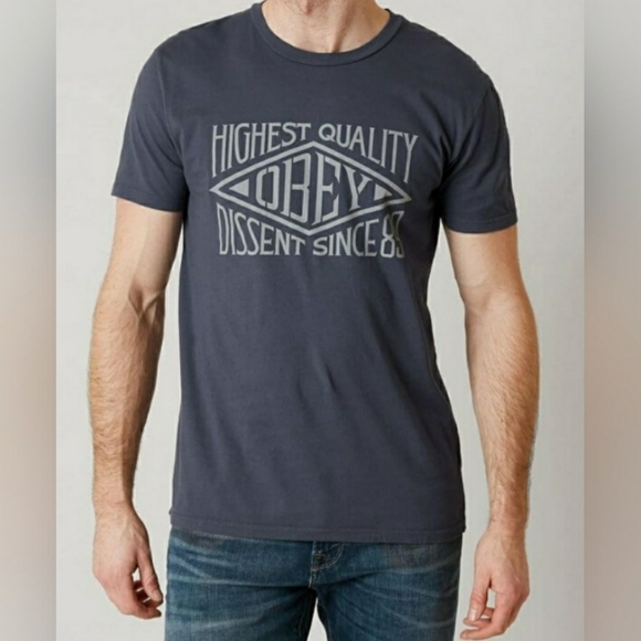 Obey Other - 🔷️OBEY Dissenters Union Crewneck Graphic Tee🔷️